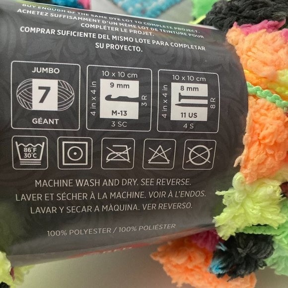 Red Heart Pomp A Doodle Jumbo Yarn Bright Lights Neon Black Pom Pom - Picture 5 of 13